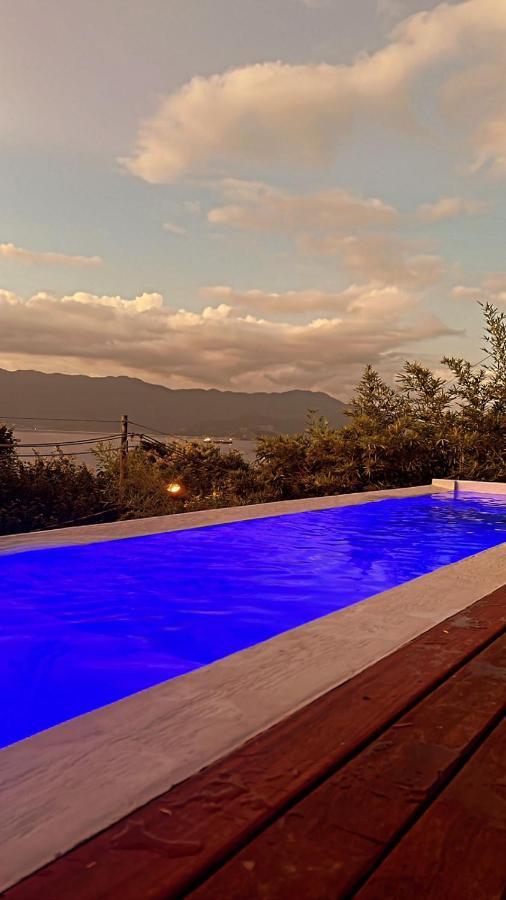 Nova Villa- Vista Frontal Para O Mar- Villa Amore Ilhabela Exterior photo
